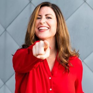 Meet your Posher, Danae